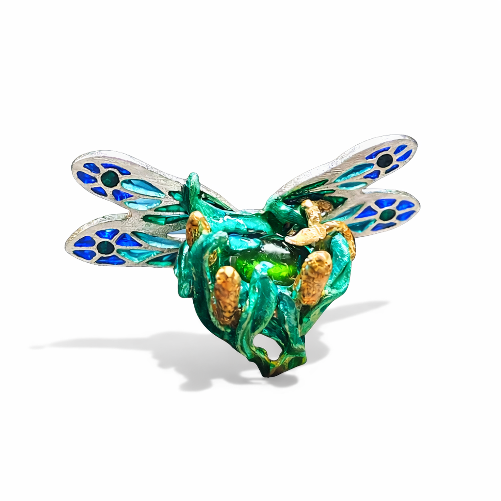 Collector dragonfly art ring with green tourmaline and plique a jour enamel wings handcrafted in 960 silver by Konforti Jewelry angled view