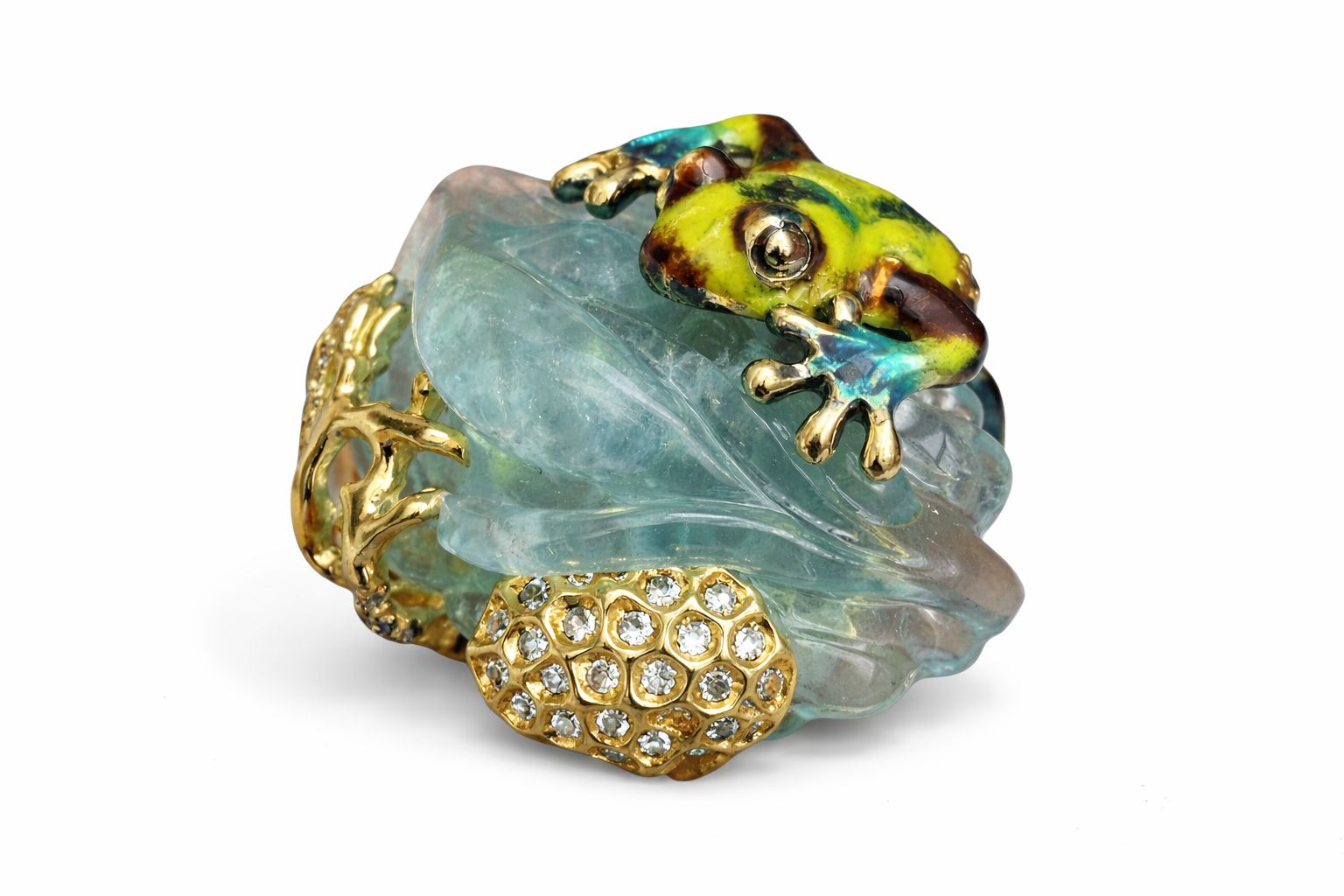 Angled view of an 18K gold frog ring with carved aquamarine and sculptural gold setting